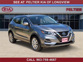 Used 2020 Nissan Rogue Sport S image 1