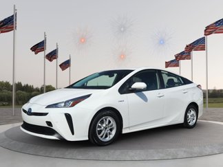 Used 2022 Toyota Prius LE image 1