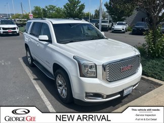 Used 2017 GMC Yukon Denali image 1