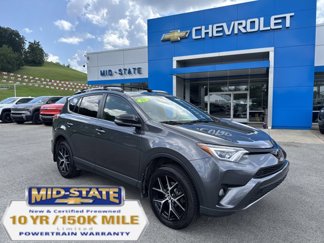 Used 2018 Toyota RAV4 SE image 1