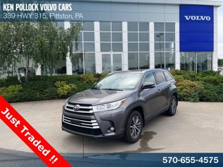 Used 2019 Toyota Highlander XLE image 1