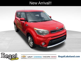 Used 2018 Kia Soul + image 1