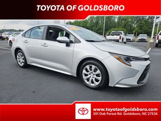 Used 2023 Toyota Corolla LE image 1