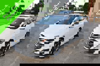 Used 2023 Chevrolet Malibu LT image 1