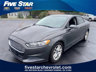 Used 2016 Ford Fusion SE image 1