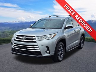 Used 2018 Toyota Highlander XLE image 1