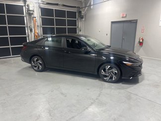 New 2025 Hyundai Elantra Sport image 1
