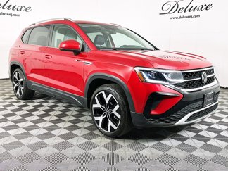 Used 2023 Volkswagen Taos SEL image 1
