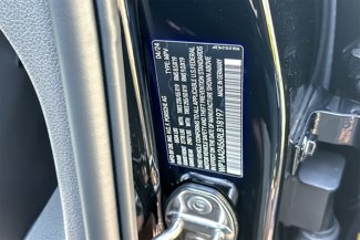 Used 2024 Porsche Macan image 1