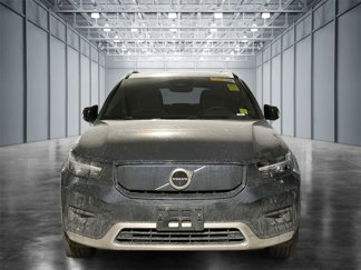 Used 2022 Volvo XC40 P8 Recharge Plus image 1