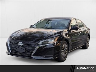 Used 2023 Nissan Altima 2.5 SV image 1