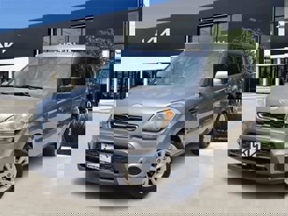 Used 2013 Kia Soul + image 1