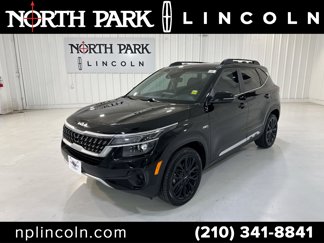 Used 2023 Kia Seltos Nightfall Edition image 1