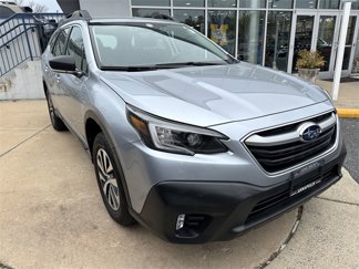 Certified 2022 Subaru Outback 2.5i image 1