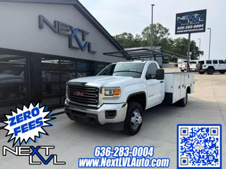 Used 2018 GMC Sierra 3500 2WD Regular Cab image 1