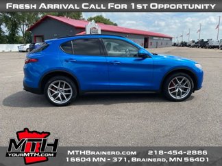 Used 2018 Alfa Romeo Stelvio Ti Sport image 1