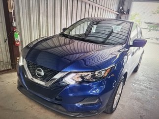 Used 2021 Nissan Rogue Sport S image 1