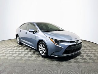 Used 2023 Toyota Corolla LE image 1
