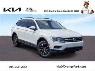 Used 2021 Volkswagen Tiguan SE w/ Panoramic Sunroof Package image 1