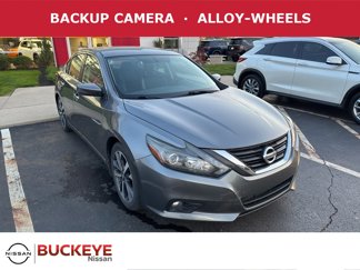 Used 2016 Nissan Altima 2.5 SR w/ LED Appearance Package image 1
