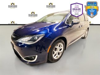 Used 2017 Chrysler Pacifica Limited w/ Advanced Safetytec Group image 1