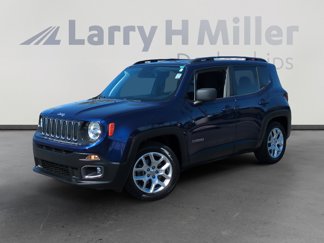 Used 2018 Jeep Renegade Latitude image 1