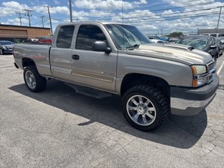 Used 2003 Chevrolet Silverado 2500 LS image 1