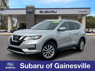 Used 2017 Nissan Rogue SV image 1