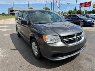 Used 2018 Dodge Grand Caravan SE image 1