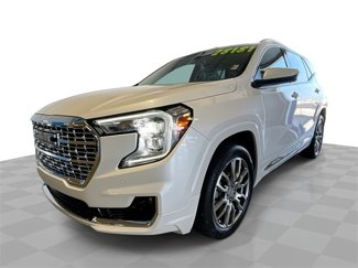 Certified 2022 GMC Terrain Denali image 1