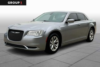Used 2016 Chrysler 300 Limited image 1