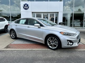 Used 2019 Ford Fusion Titanium image 1