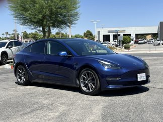 Used 2021 Tesla Model 3 Standard Range Plus image 1
