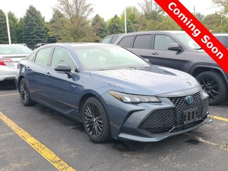 Used 2019 Toyota Avalon XSE image 1