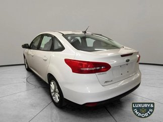 Used 2016 Ford Focus SE image 1