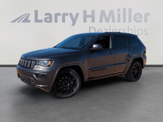 Used 2021 Jeep Grand Cherokee Laredo X image 1