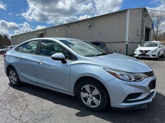Used 2018 Chevrolet Cruze LS image 1