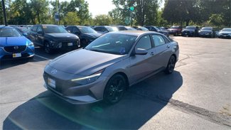 Used 2023 Hyundai Elantra SEL w/ Winter Weather Package video 1