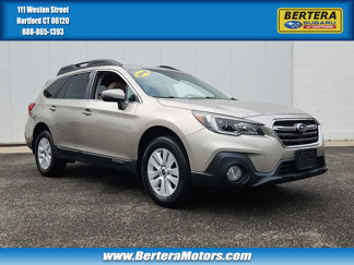 Used 2018 Subaru Outback 2.5i Premium image 1