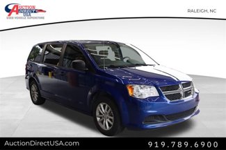Used 2019 Dodge Grand Caravan SE w/ UConnect Hands-Free Group image 1