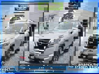 Used 2024 Nissan Pathfinder SV image 1