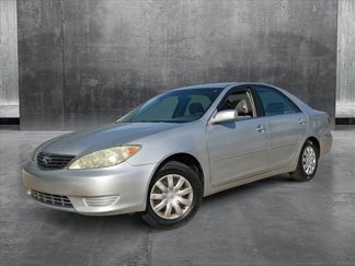 Used 2005 Toyota Camry image 1