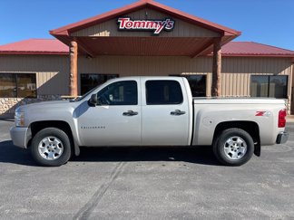 Used 2007 Chevrolet Silverado 1500 LT w/ 1LT Convenience Package image 1