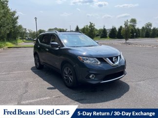 Used 2016 Nissan Rogue SL w/ SL Premium Package image 1