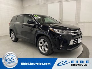 Used 2017 Toyota Highlander Limited image 1