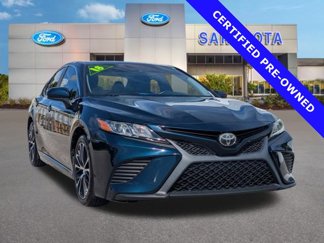 Used 2018 Toyota Camry SE image 1