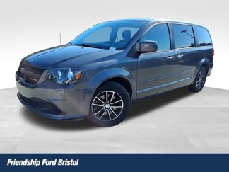 Used 2016 Dodge Grand Caravan SE image 1