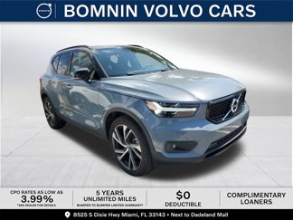 Certified 2022 Volvo XC40 T4 R-Design image 1