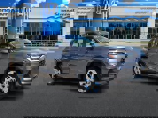 Used 2025 Honda HR-V LX image 1