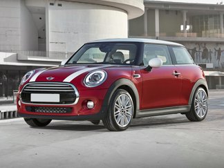 Used 2018 MINI Cooper 4-Door Hardtop w/ Signature Line Package image 1